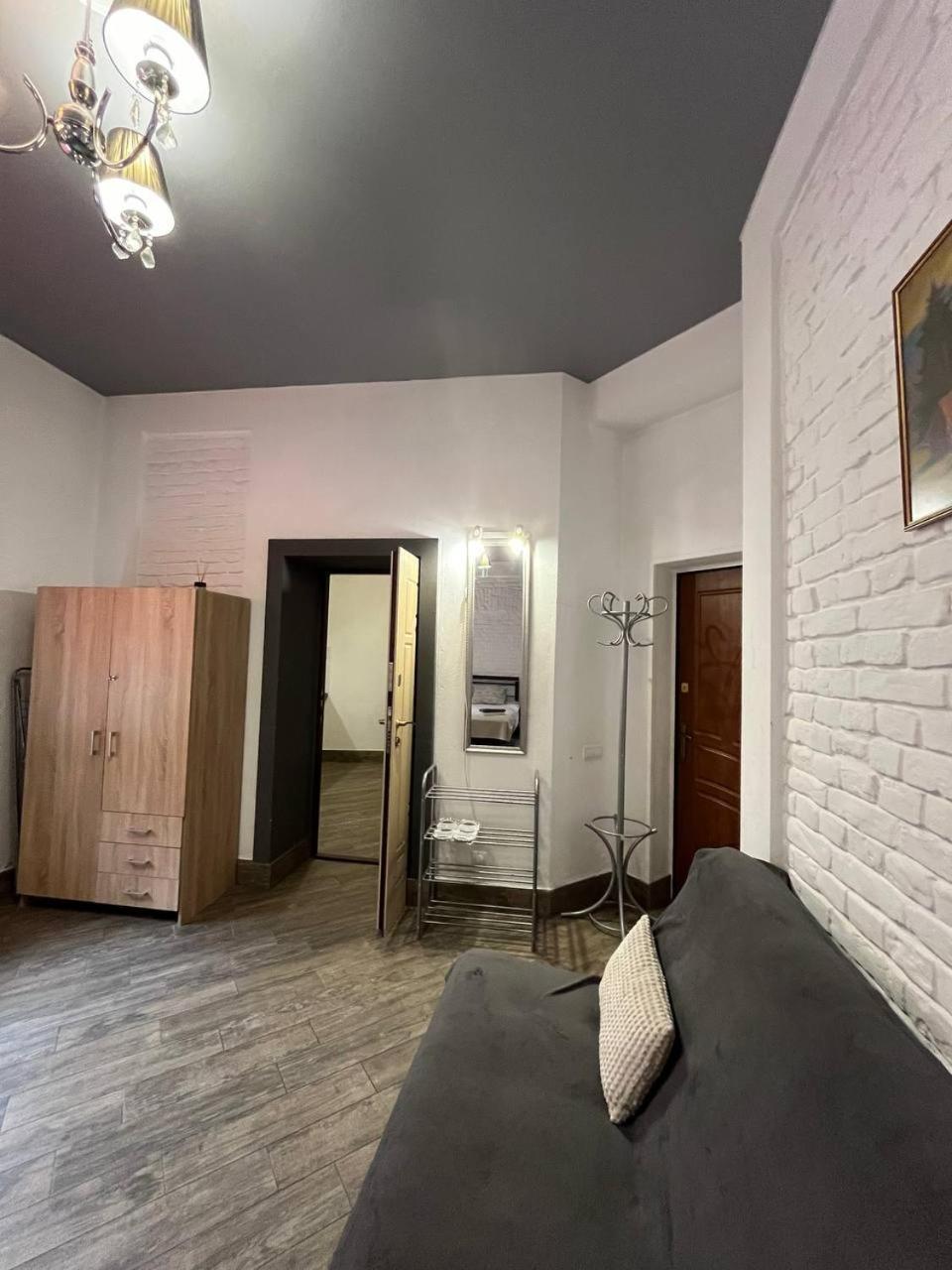 Shpytalna Apartments Λβιβ Εξωτερικό φωτογραφία