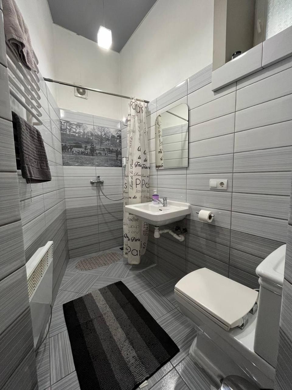 Shpytalna Apartments Λβιβ Εξωτερικό φωτογραφία